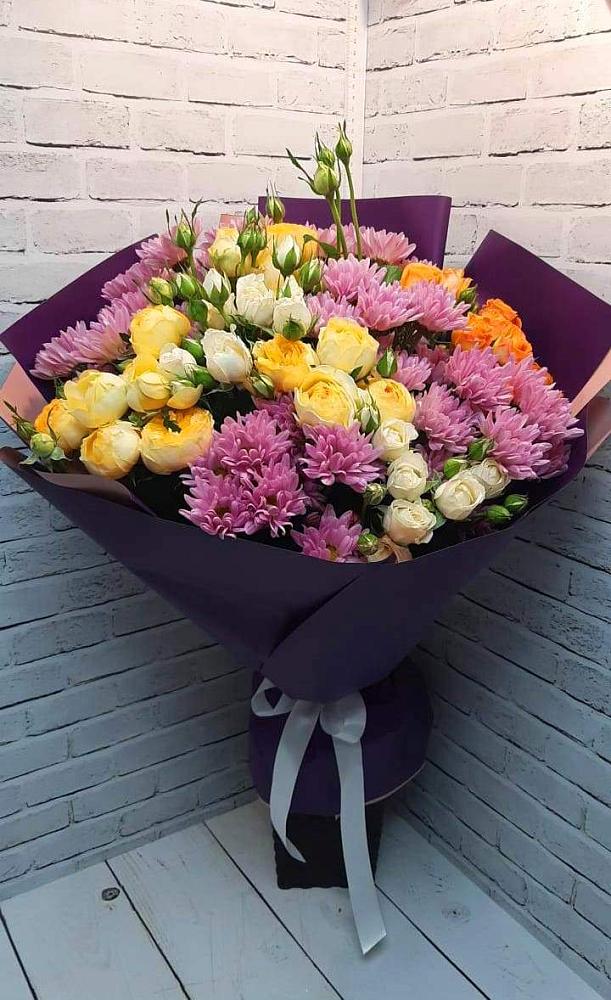 Букет цветов из: Хризантемы и Розы в Ерофее Павловиче