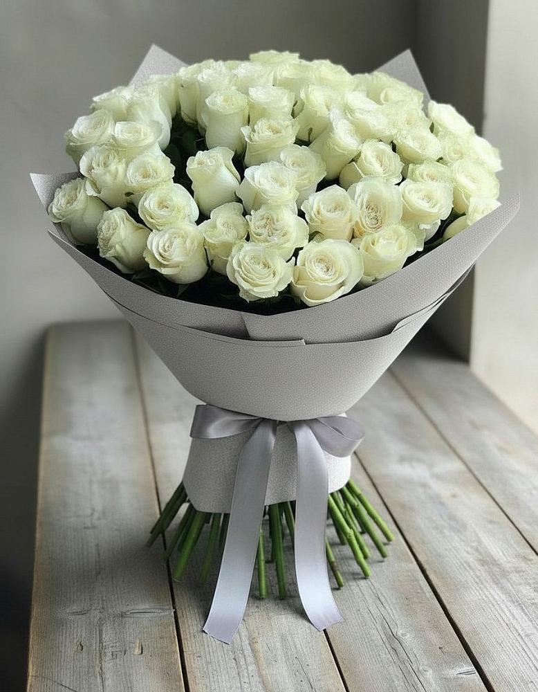 Букет 35 Белых роз в Ерофее Павловиче