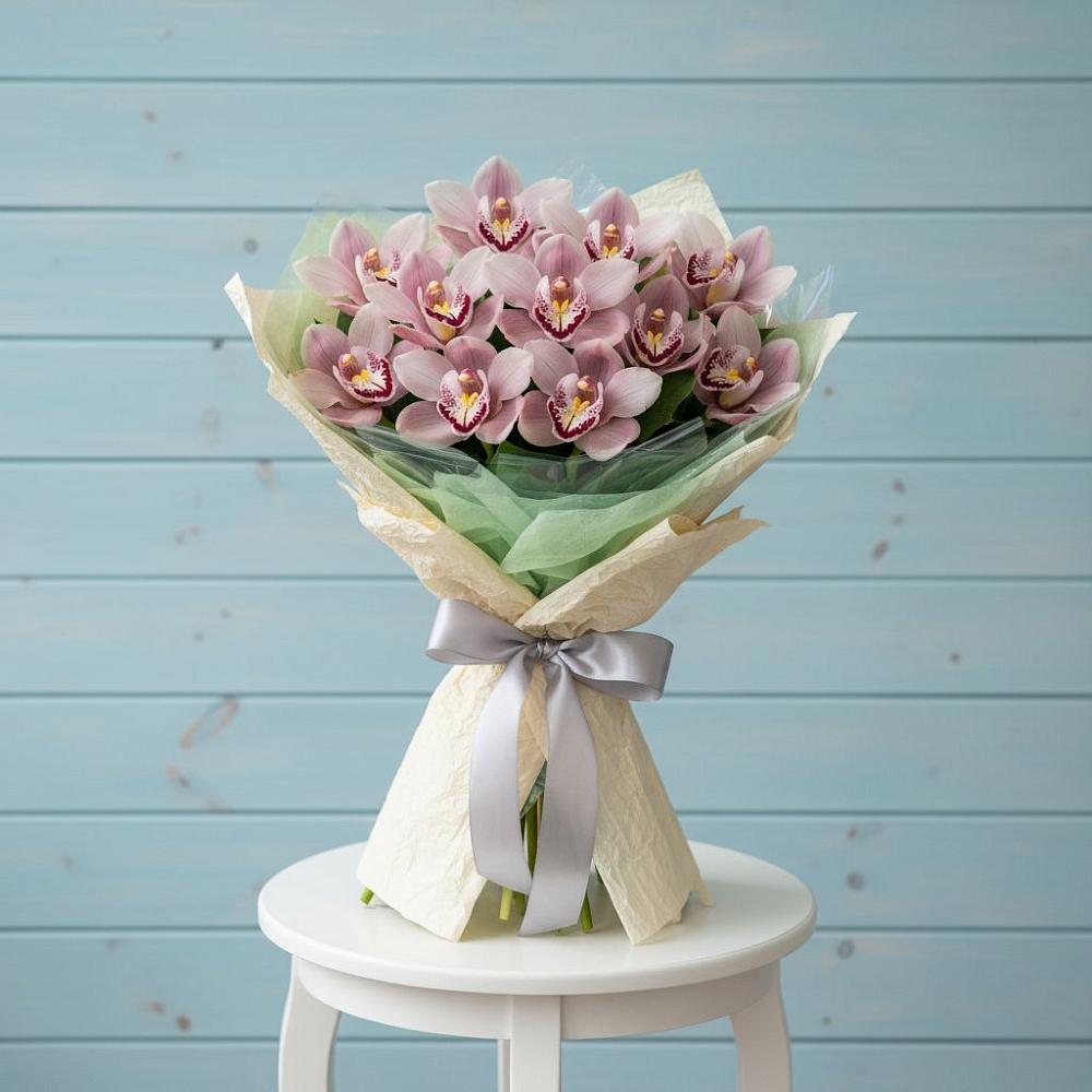 Букет цветов из: Орхидеи и Розы в Ерофее Павловиче