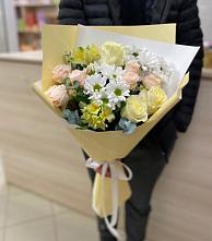 Букет цветов из:  Альстромерии, Розы и Хризантемы в Ерофее Павловиче