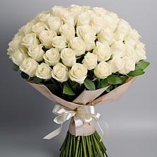 Букет 101 беля роза Белоснежка в Ерофее Павловиче