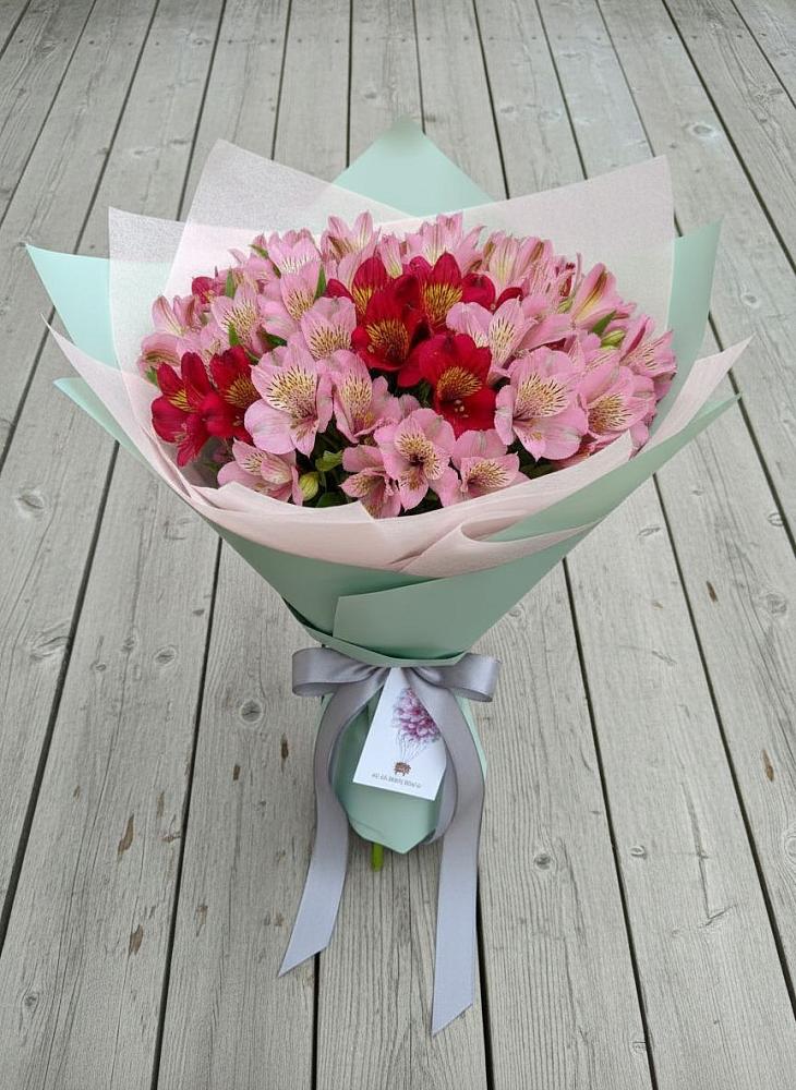 Букет цветов из: Альстромерии в Ерофее Павловиче