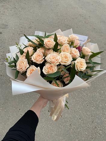 Букет Кремовые розы Латте в Ерофее Павловиче