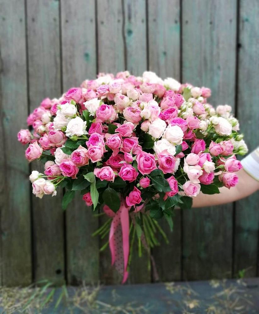 Букет Розовые кустовые розы Натали и Лав Лидия в Ерофее Павловиче