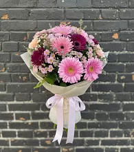 Букет цветов из:  Герберы и Хризантемы в Ерофее Павловиче