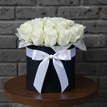 Цветочная композиция из Розы в шляпной коробке в Ерофее Павловиче